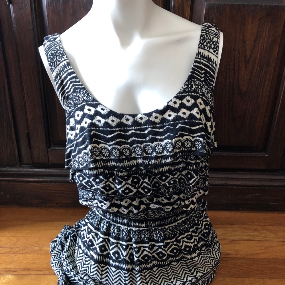 Aztec Ruffle Front Dress - Picture 7 of 8